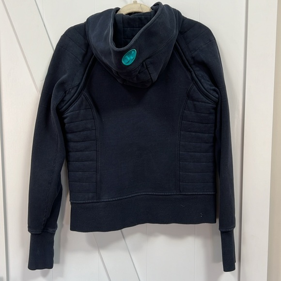 Lululemon Scuba Hoodie - Picture 2 of 5